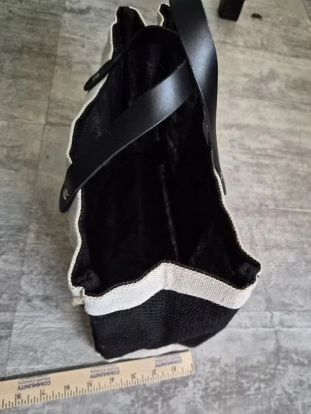 SANTA BARBARA DESIGN STUDIO Black Canvas Beach Tote with Natural Trim